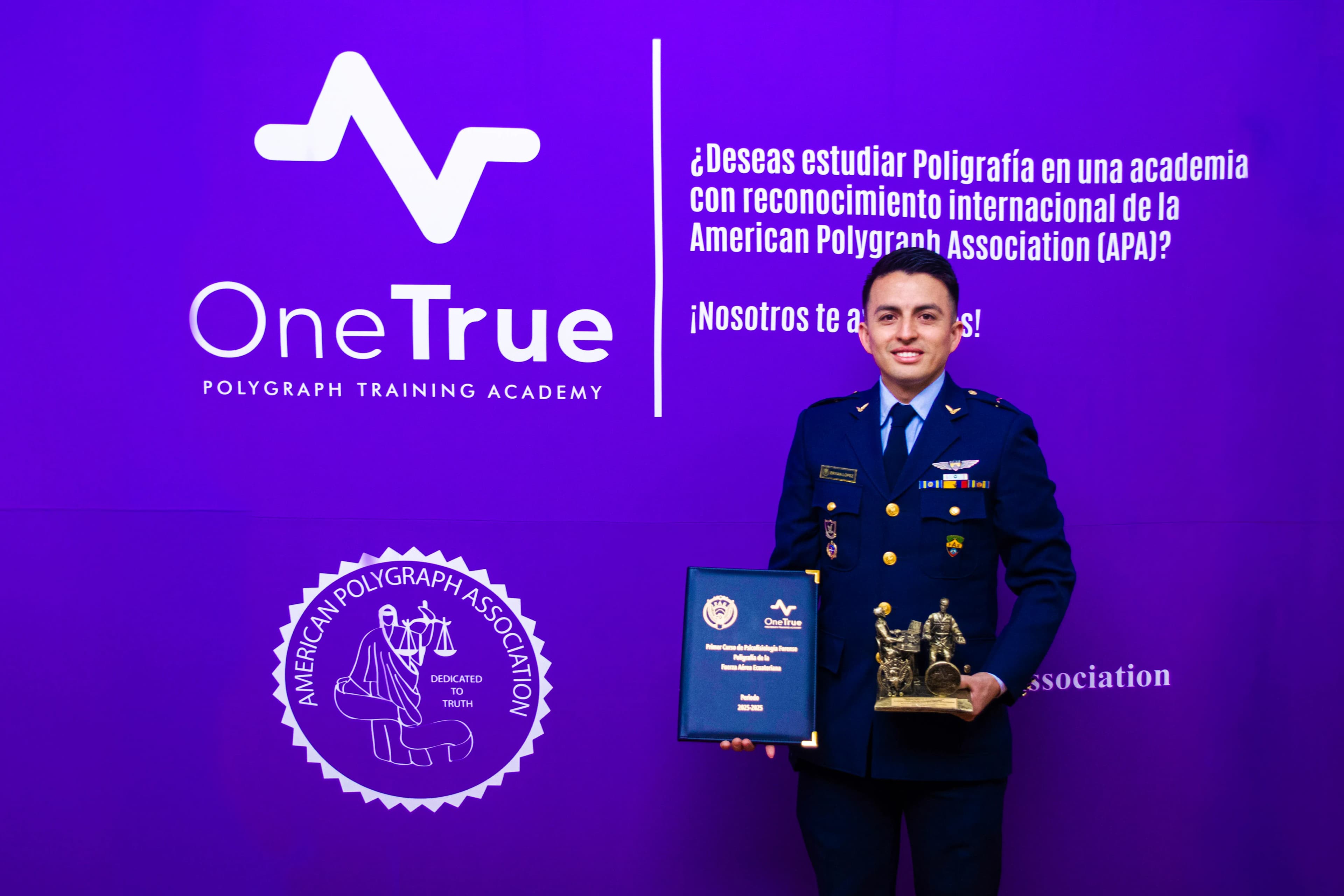 Servicio de Formación en Poligrafía Acreditada por APA en Ecuador - One True