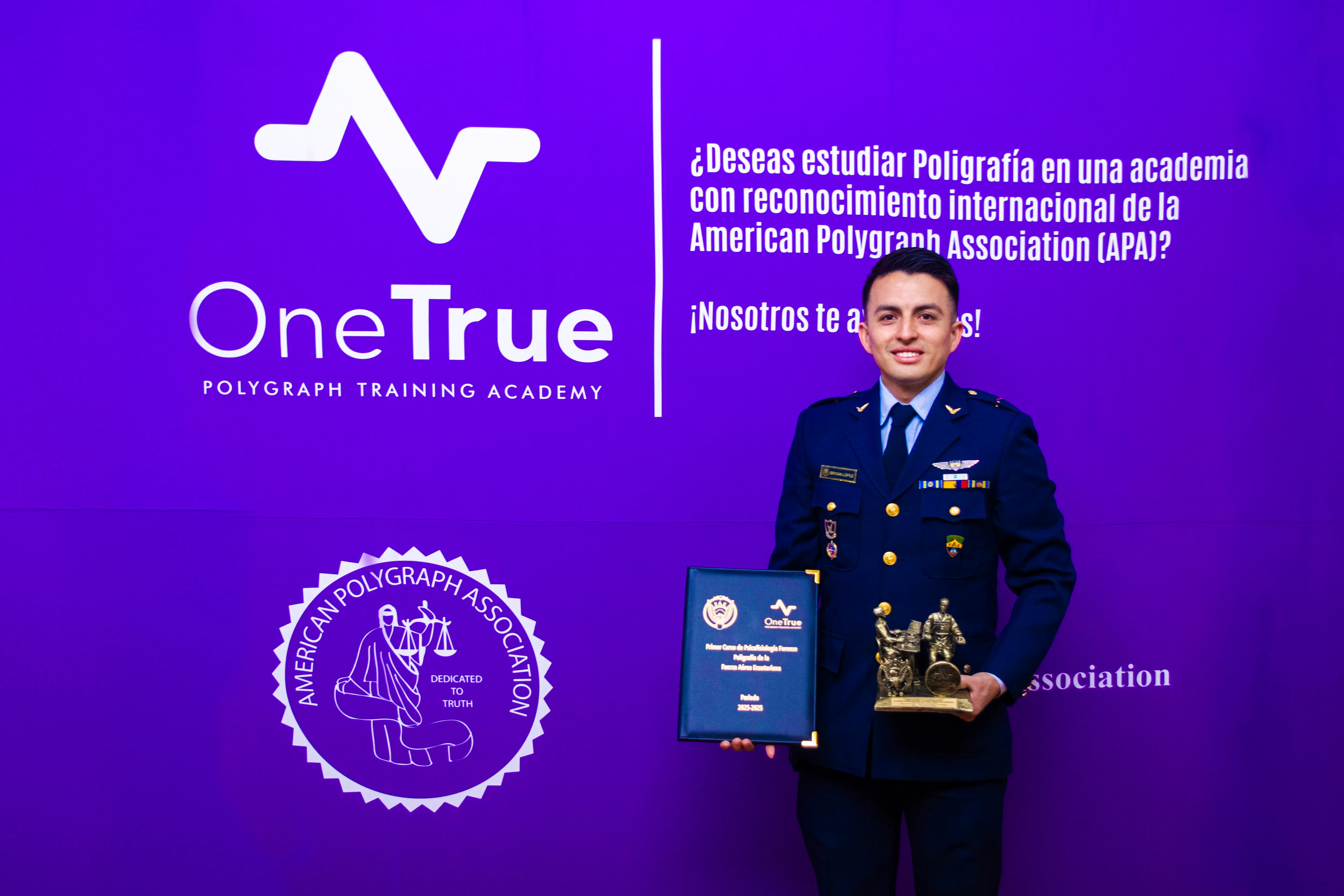 Servicio de Formación en Poligrafía Acreditada por APA en Ecuador - One True